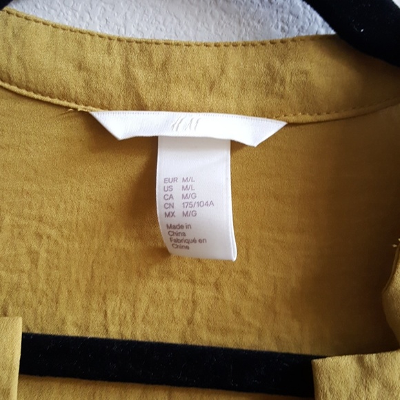 H&M Dress - Picture 2 of 5